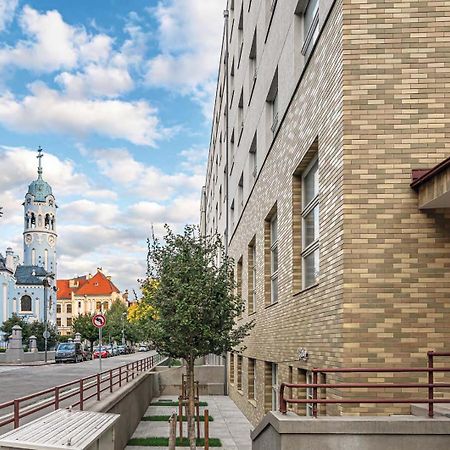 Main City Center - Luxury - Free Parking - City View Bratislava Esterno foto